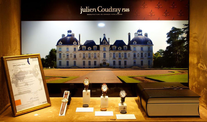 Ecollezione : première présentation mondiale à Singapour de la marque horlogère Julien Coudray 1518
