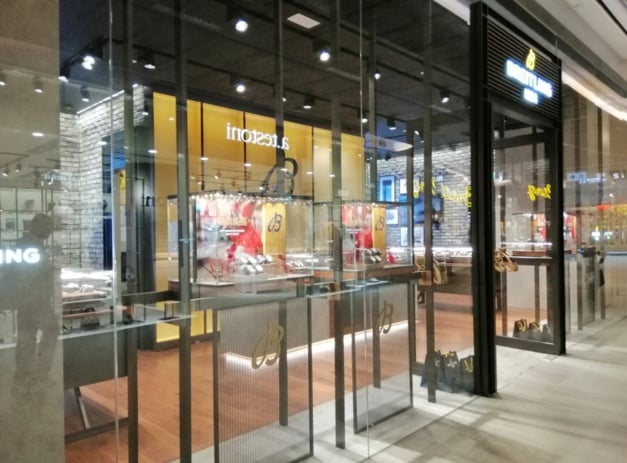 Hong-Kong : ouverture d'une boutique Breitling dans un outlet Hong-Kong : ouverture d'une boutique Breitling dans un outlet