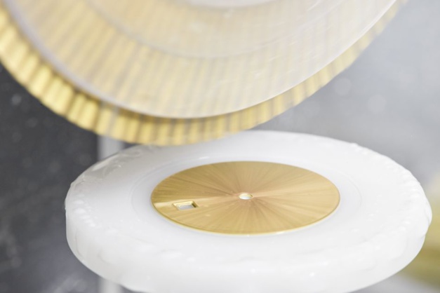 Glashütte Original : les secrets de la fabrication des cadrans de la SeaQ Glashütte Original : les secrets de la fabrication des cadrans de la SeaQ