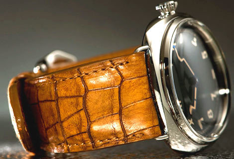 Rub off ACW, tannage spéciale « touché gomme » : la chronique de l’Atelier du Bracelet Parisien Rub off ACW, tannage spéciale « touché gomme » : la chronique de l’Atelier du Bracelet Parisien
