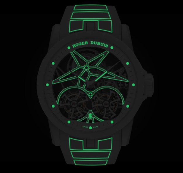 Roger Dubuis Excalibur Twofold : trois premières mondiales pour ce double tourbillon ultra-blanc Roger Dubuis Excalibur Twofold : trois premières mondiales pour ce double tourbillon ultra-blanc