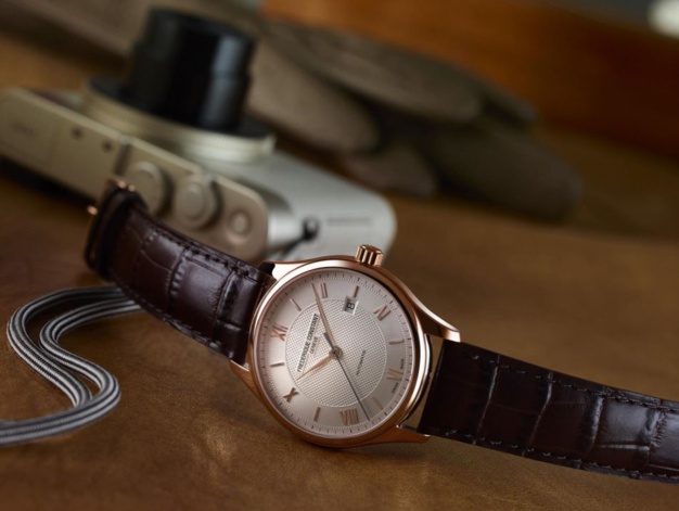 Frédérique Constant se mobilise pour soutenir le personnel hospitalier Frédérique Constant se mobilise pour soutenir le personnel hospitalier