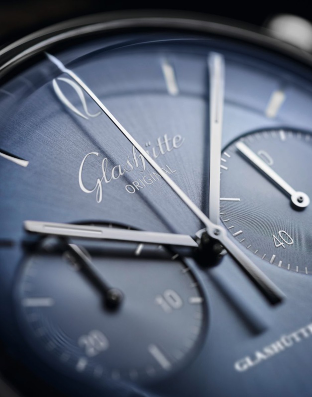 Glashütte Original : la Sixties se pare d'un beau cadran bleu glaciaire pour une nouvelle ère...