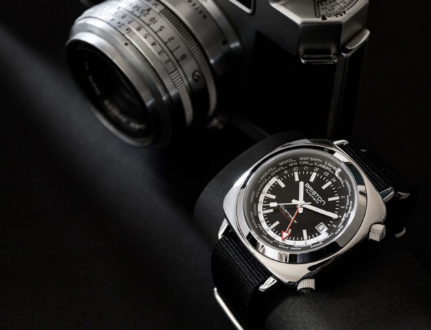 Briston Clubmaster Worldtime Traveler : une bien belle voyageuse Briston Clubmaster Worldtime Traveler : une bien belle voyageuse