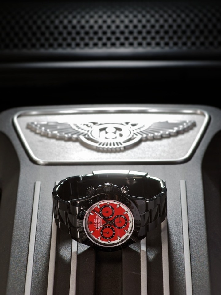 Singapour : montres de luxe et Bentley Continental GT chez Ecollezione