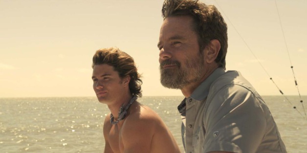 Chase Stokes et Charles Esten, Copyright Netflix