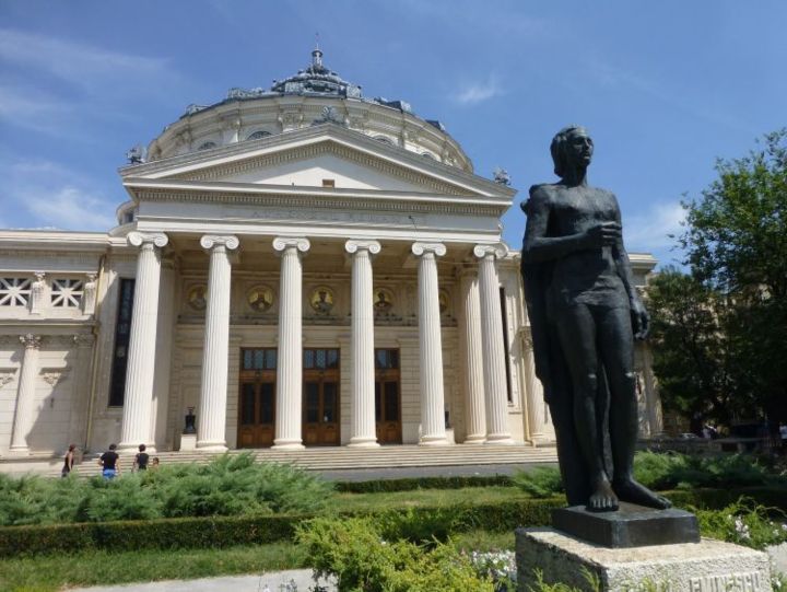Bucarest : l’offre horlogère se concentre Calea Victoriei
