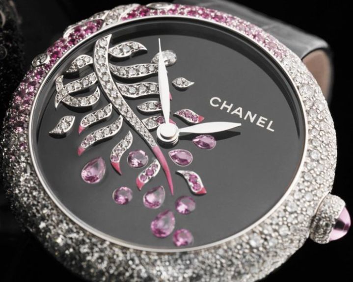Chanel Mademoiselle Privé : Constellation, Facettes et Plume Chanel Mademoiselle Privé : Constellation, Facettes et Plume