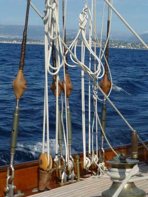 Eilean : visite guidée du splendide ketch bermudien d’Officine Panerai Eilean : visite guidée du splendide ketch bermudien d’Officine Panerai