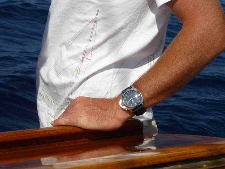 Eilean : visite guidée du splendide ketch bermudien d’Officine Panerai