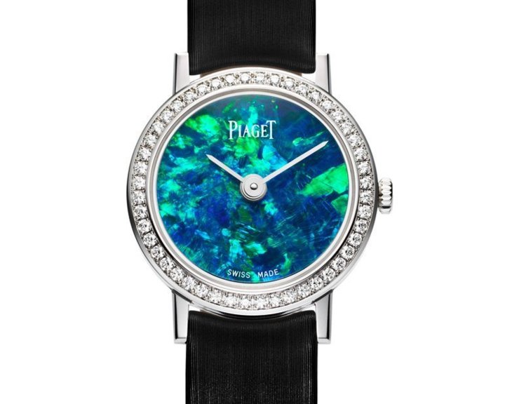 Altiplano 24mm Cadran Pierre Dure en or blanc sertie de diamants, cadran en opale, mouvement quartz Piaget 690P