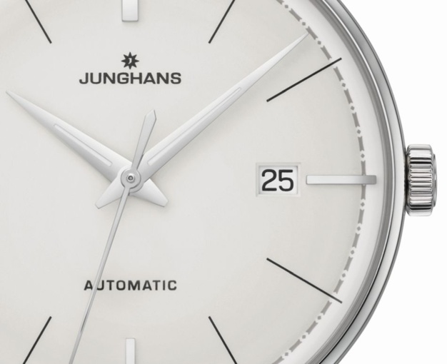 Junghans Meister Classic Terrassenbau Junghans Meister Classic Terrassenbau