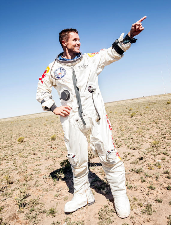 Avec Felix Baumgartner, le chrono Zenith Stratos devient la première montre à franchir le mur du son Avec Felix Baumgartner, le chrono Zenith Stratos devient la première montre à franchir le mur du son
