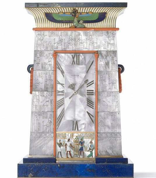 Pendule Egyptienne, sonnerie au passage. Cartier Paris, 1927. (N. Welsh, Collection Cartier © Cartier) Pendule Egyptienne, sonnerie au passage. Cartier Paris, 1927. (N. Welsh, Collection Cartier © Cartier)