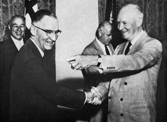 Dwight « Ike » Eisenhower Dwight « Ike » Eisenhower