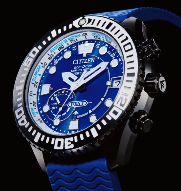 Citizen Satellite Wave GPS Dive 200m Super Titanium : une plongeuse reliée au GPS !