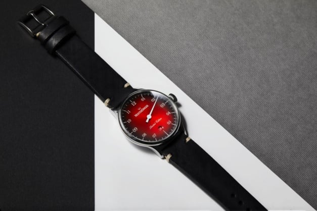 MeisterSinger Pangaea Date : du fumé rouge ou vert pour le marché français ! MeisterSinger Pangaea Date : du fumé rouge ou vert pour le marché français !