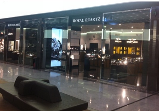 Carl F. Bucherer : atterrissage chez Royal Quartz Terminal S4 de Roissy Charles de Gaulle