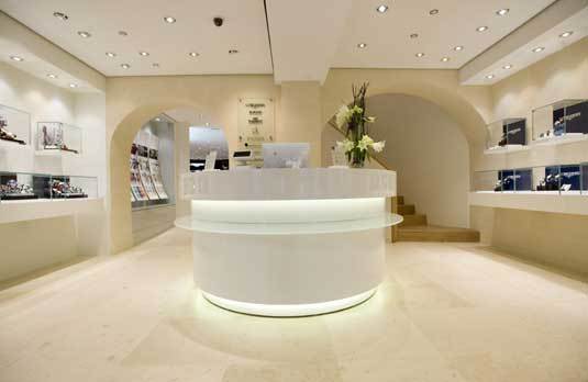 Hour Passion : ouverture rive gauche d’un nouveau concept de boutiques pour le Swatch Group Hour Passion : ouverture rive gauche d’un nouveau concept de boutiques pour le Swatch Group