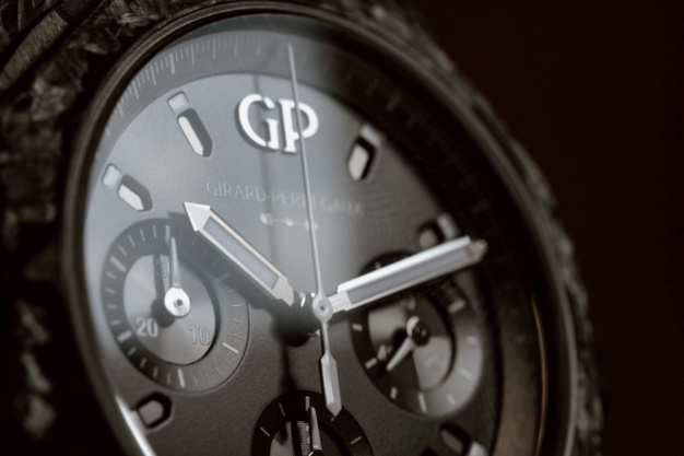 Girard-Perregaux Laureato Absolute Crystal Rock Girard-Perregaux Laureato Absolute Crystal Rock