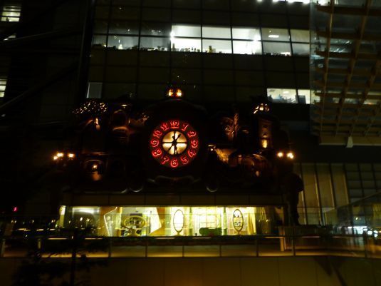 Horloge de Miyazaki dans Shiodome, Tokyo