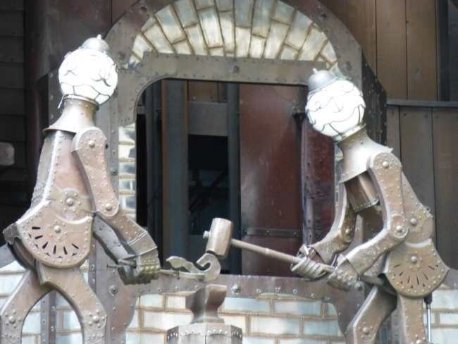 Horloge de Miyazaki dans Shiodome, Tokyo Horloge de Miyazaki dans Shiodome, Tokyo