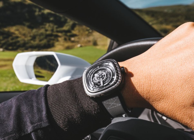 SevenFriday P3C/07 White Carbon SevenFriday P3C/07 White Carbon