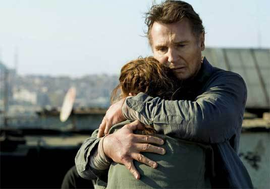 Taken 2 : Liam Neeson porte une Hamilton Jazzmaster