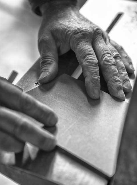 Arts & Crafts & Design : le Temps vu par Alessandro Mendini et ses artisans au SIHH 2013 Arts & Crafts & Design : le Temps vu par Alessandro Mendini et ses artisans au SIHH 2013