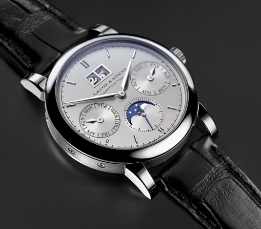 Lange & Söhne Saxonia Quantième Annuel platine Lange & Söhne Saxonia Quantième Annuel platine