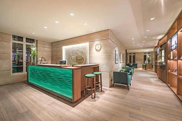 Rolex Champs-Elysées copyright Pascal Mandez Rolex Champs-Elysées copyright Pascal Mandez