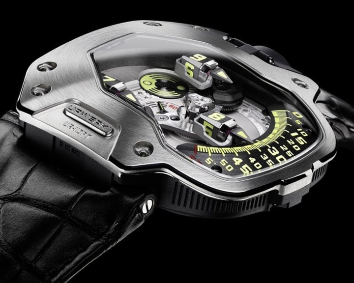Urwerk UR-110 : après le titane et l’acier, voici la version platine Urwerk UR-110 : après le titane et l’acier, voici la version platine