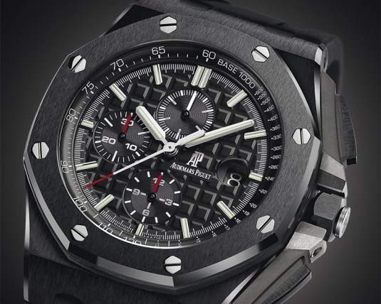 Audemars Piguet Chronographe Royal Oak Offshore 44 mm : carrure et lunette céramique de série