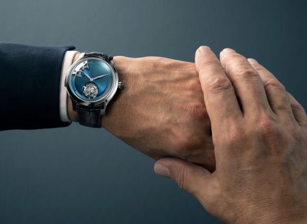 La répét' minutes selon Moser ! Avec tourbillon volant La répét' minutes selon Moser ! Avec tourbillon volant