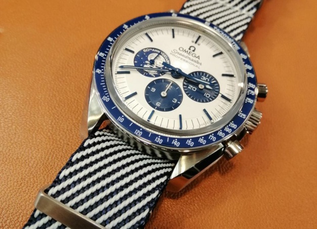 Omega Speedmaster Snoopy et le Nato Premium Kronokeeper : le "match" parfait