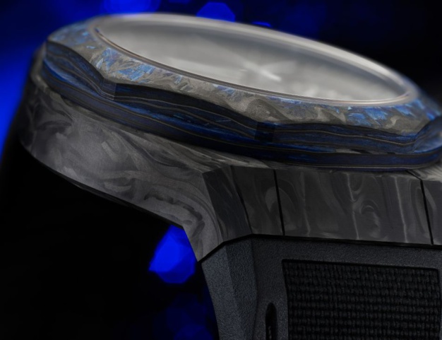 Girard-Perregaux Laureato Absolute Wired : en vente en ligne Girard-Perregaux Laureato Absolute Wired : en vente en ligne