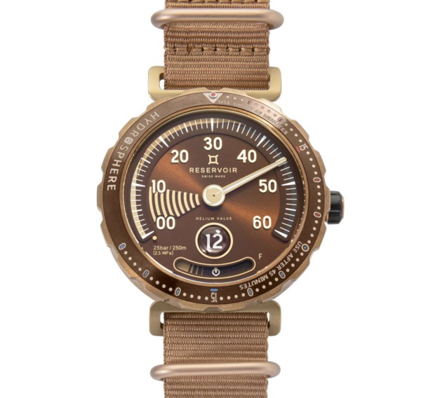 Réservoir Hydrosphère Bronze x Revolution : plongée dans les eaux claires des Maldives Réservoir Hydrosphère Bronze x Revolution : plongée dans les eaux claires des Maldives