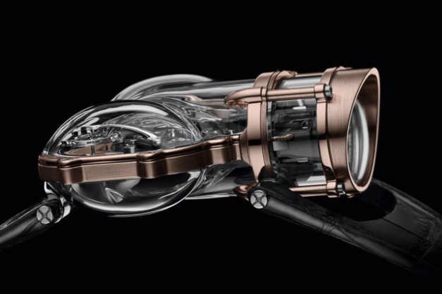 MB&F Horological Machine N°9 "Sapphire Vision" : ovni horloger MB&F Horological Machine N°9 "Sapphire Vision" : ovni horloger