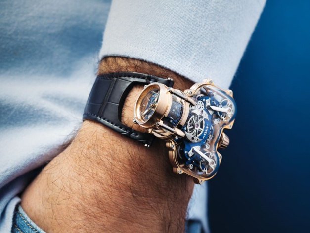 MB&F Horological Machine N°9 "Sapphire Vision" : ovni horloger MB&F Horological Machine N°9 "Sapphire Vision" : ovni horloger