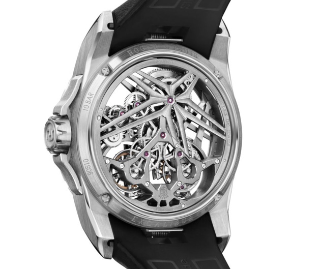 Roger Dubuis Excalibur Double Tourbillon volant squelette : virile et sportive Roger Dubuis Excalibur Double Tourbillon volant squelette : virile et sportive