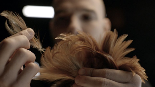 A la découverte du bracelet en plumes de Réservoir A la découverte du bracelet en plumes de Réservoir