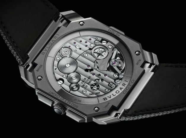 Octo Finissimo Chronograph GMT Titanium : désormais sur bracelet caoutchouc avec cadran noir Octo Finissimo Chronograph GMT Titanium : désormais sur bracelet caoutchouc avec cadran noir