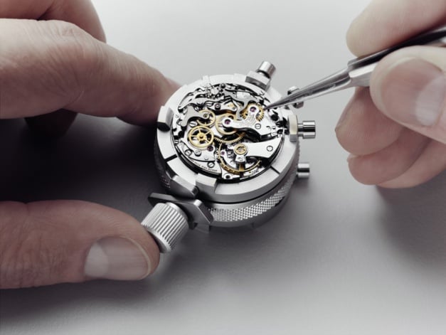 Atelier restauration Credits Rolex Denis Hayoun Atelier restauration Credits Rolex Denis Hayoun