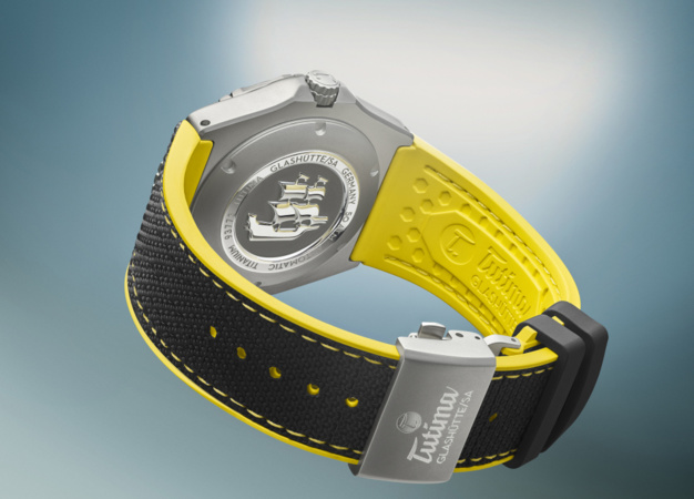Tutima M2 Seven Seas : plutôt jaune ou orange ?