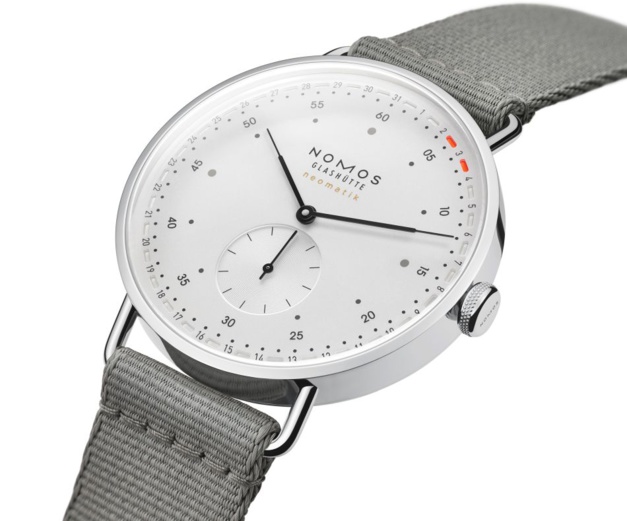 Nomos Metro Neomatik 41 Update