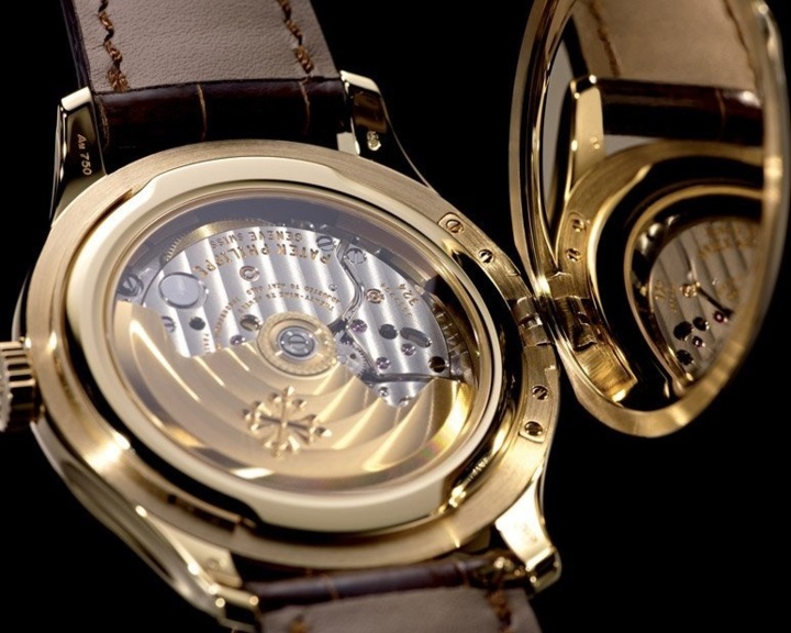 Patek Philippe Calatrava Réf. 5227 : la plus grande des Calatrava Patek Philippe Calatrava Réf. 5227 : la plus grande des Calatrava