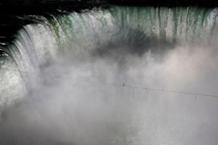 Nik Wallenda et les chutes du Niagara