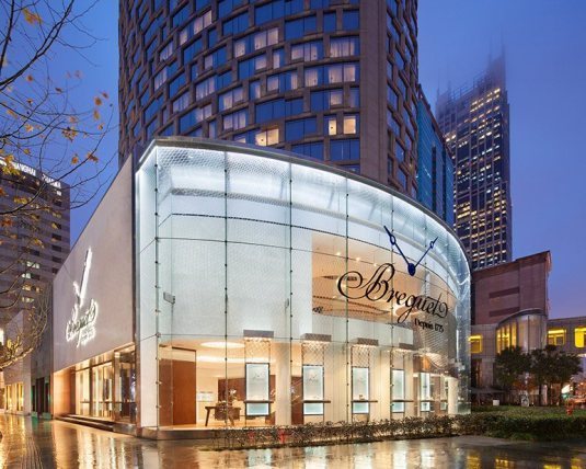 Breguet inaugure sa plus grande boutique exclusive au monde à Shanghai