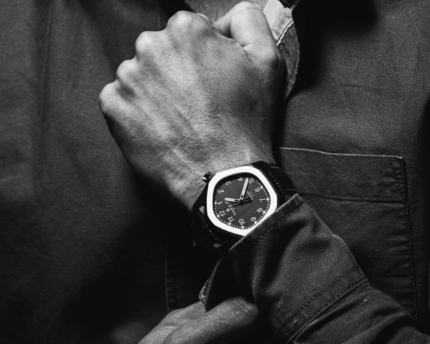 Yvan Monnet Five : le pentagone au poignet Yvan Monnet Five : le pentagone au poignet