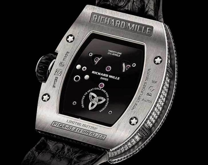 Richard Mille Tourbillon RM 26-01 Panda : haute joaillerie et haute horlogerie Richard Mille Tourbillon RM 26-01 Panda : haute joaillerie et haute horlogerie